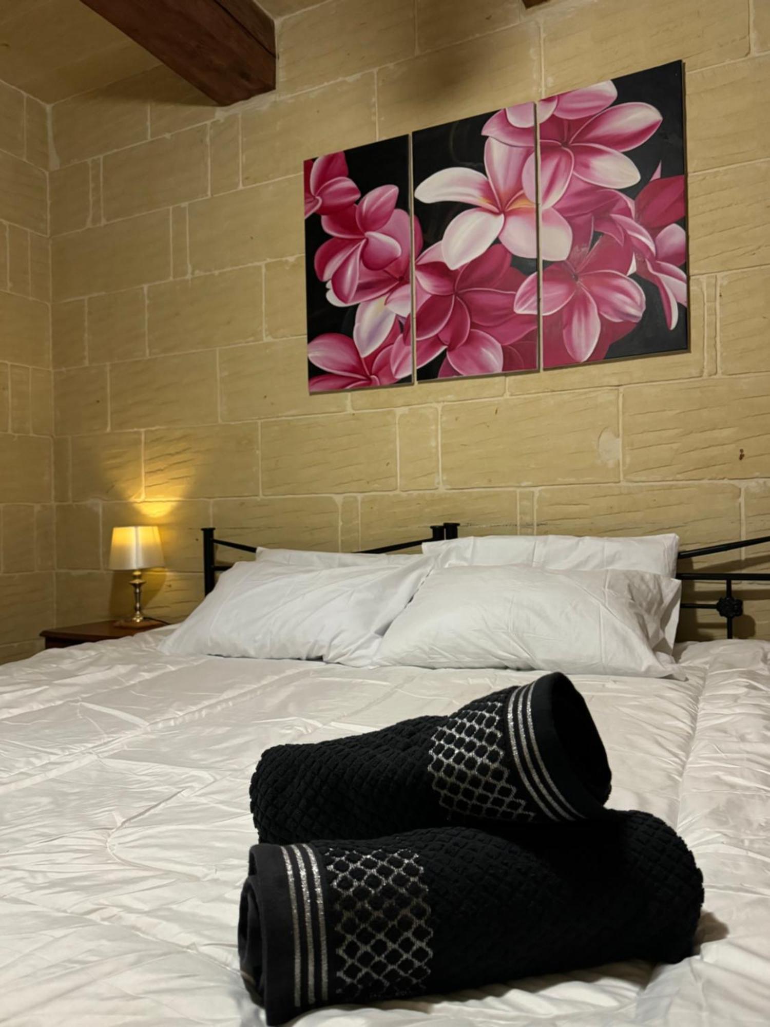 Tal-Bir Farmhouse Hotell Nadur Eksteriør bilde