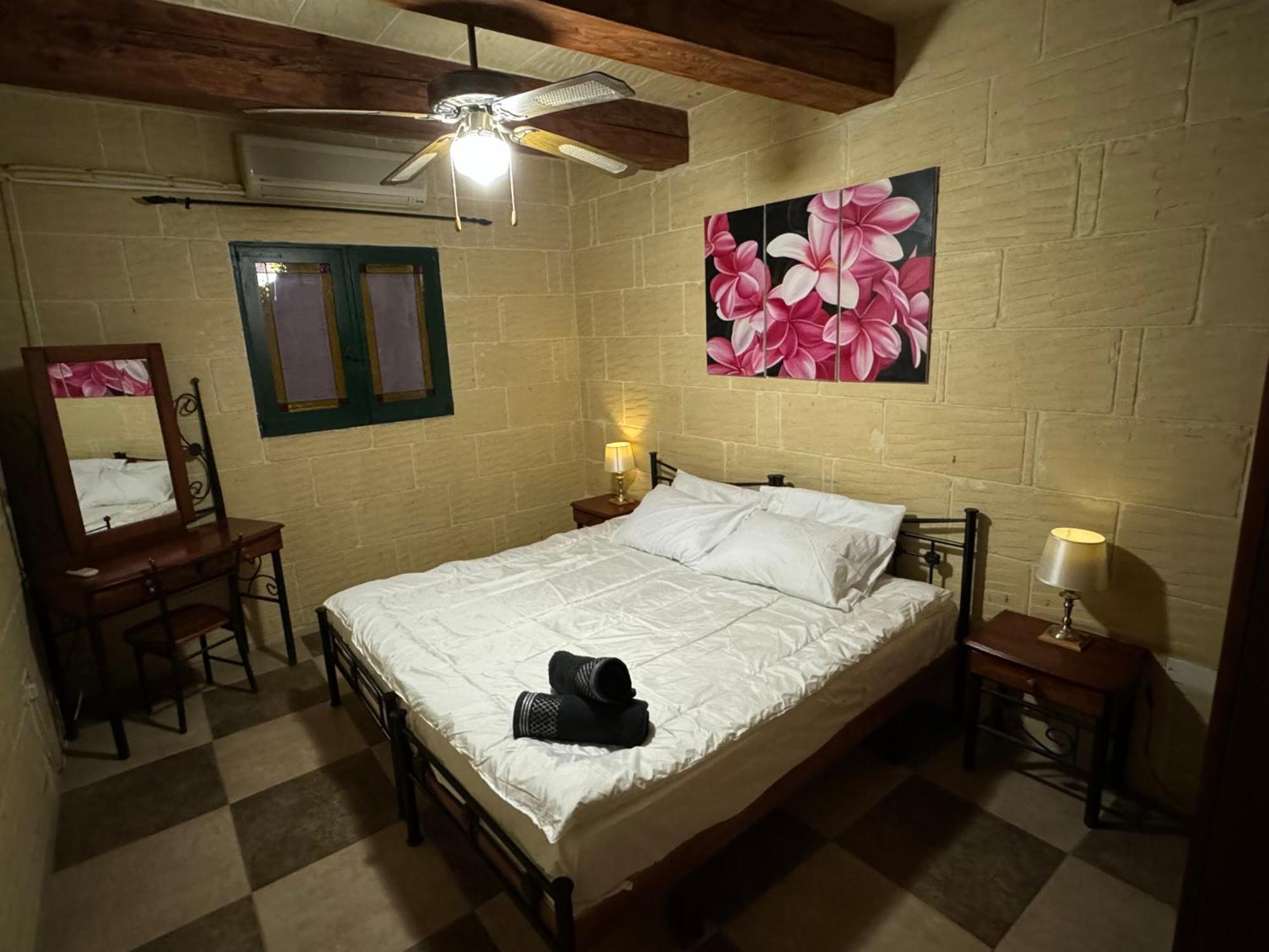 Tal-Bir Farmhouse Hotell Nadur Eksteriør bilde